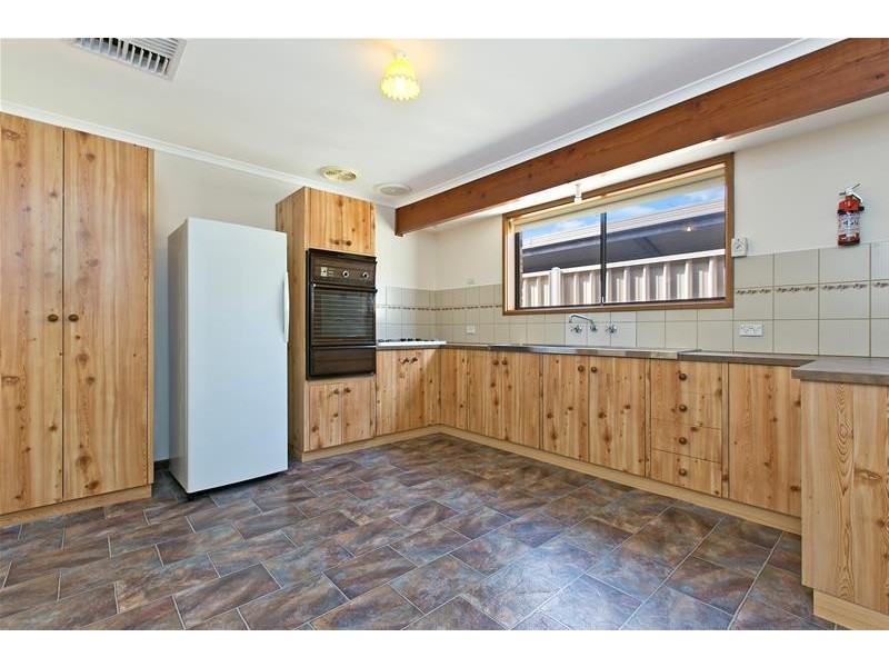 14 Central Avenue, Hallett Cove SA 5158