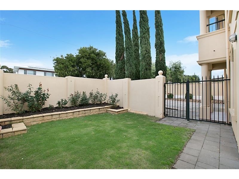 74 Gladstone Road, North Brighton SA 5048
