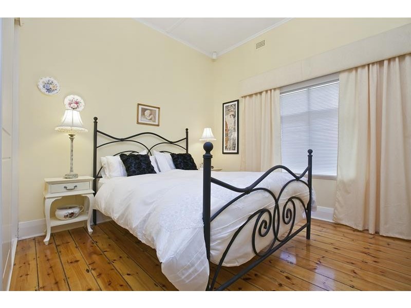 15 Macfarlane Street, Glenelg North SA 5045