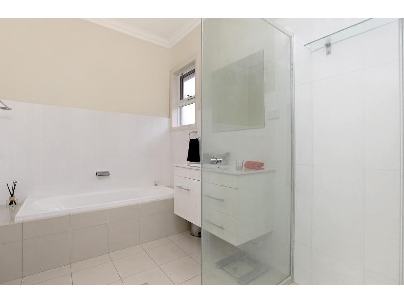 23A Albany Close, Oaklands Park SA 5046