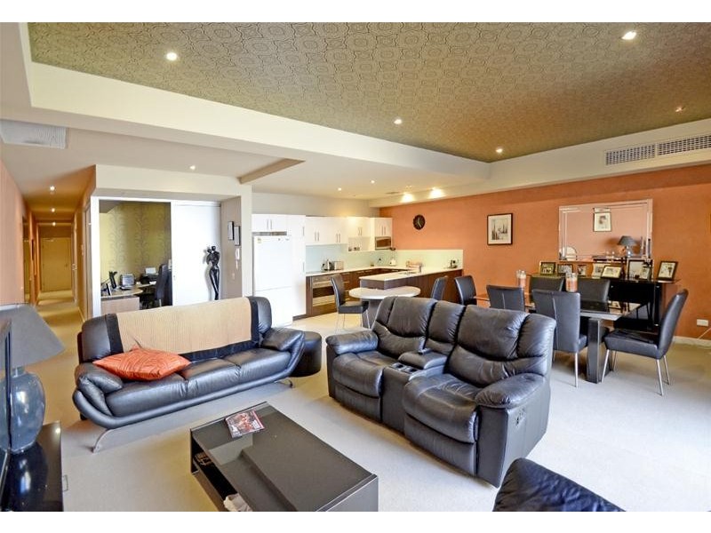 2/10 Moseley Street, Glenelg SA 5045