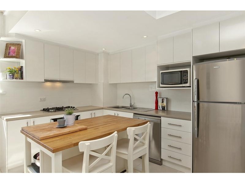 7/23 Moseley Street, Glenelg SA 5045