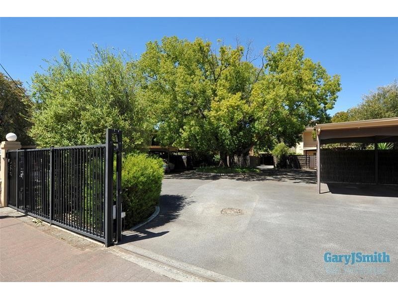 3/1A Hartland Avenue, Black Forest SA 5035