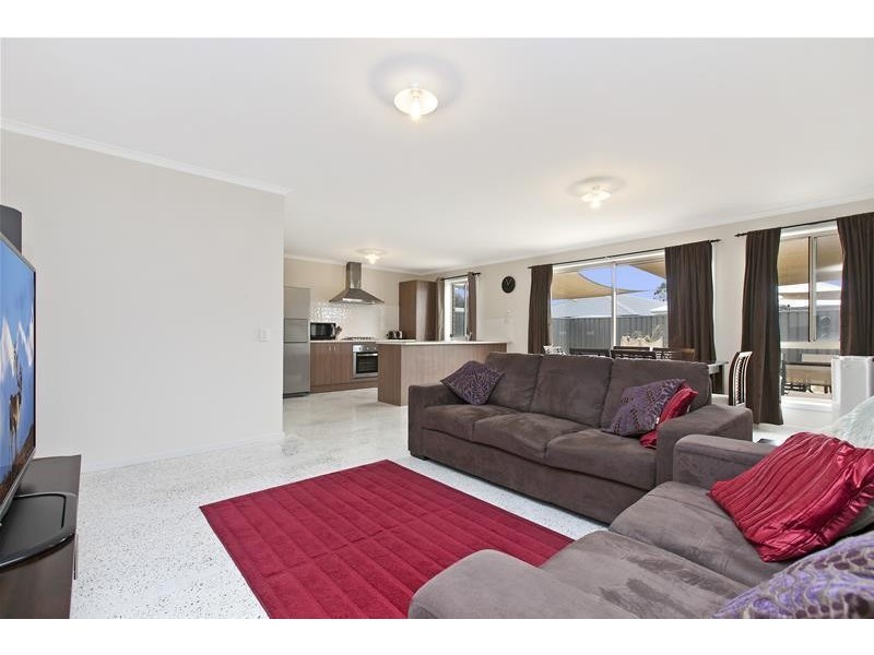 28 Lancaster Circuit, Old Noarlunga SA 5168