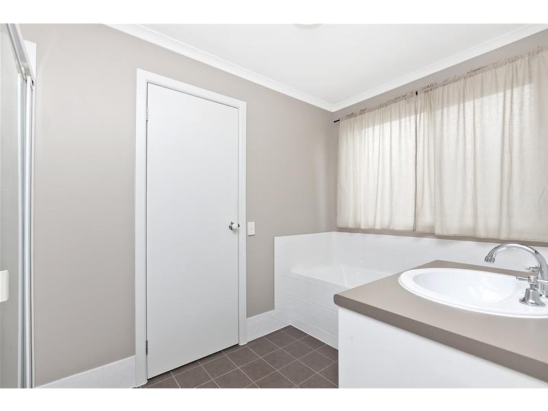 28 Lancaster Circuit, Old Noarlunga SA 5168