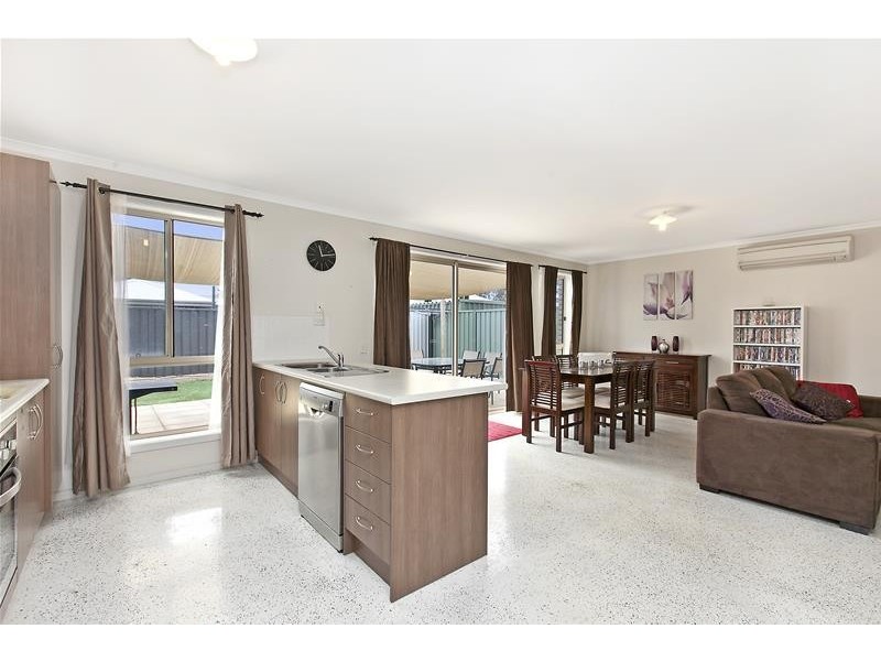 28 Lancaster Circuit, Old Noarlunga SA 5168