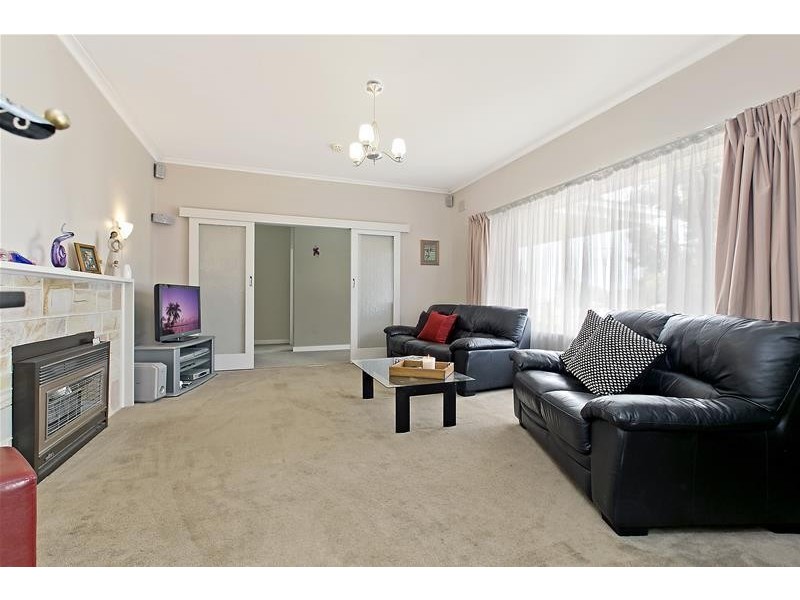 32 Ophir Crescent, Seacliff Park SA 5049