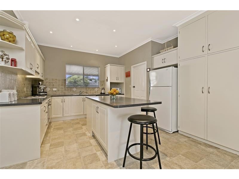 32 Ophir Crescent, Seacliff Park SA 5049