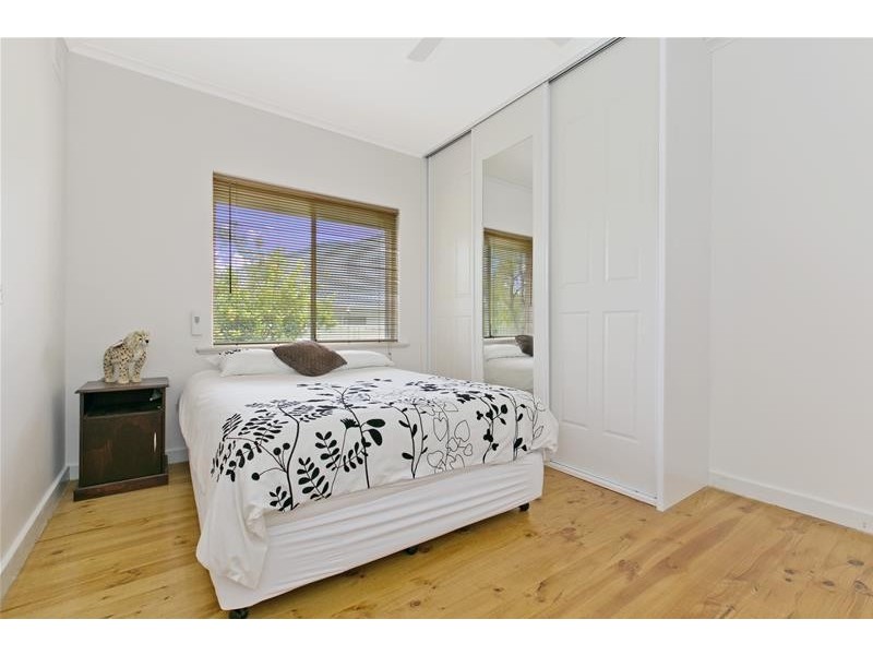 32 Ophir Crescent, Seacliff Park SA 5049