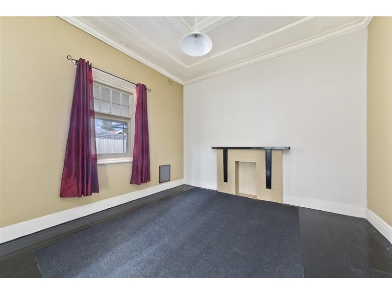 42 Albion Avenue, Glandore SA 5037