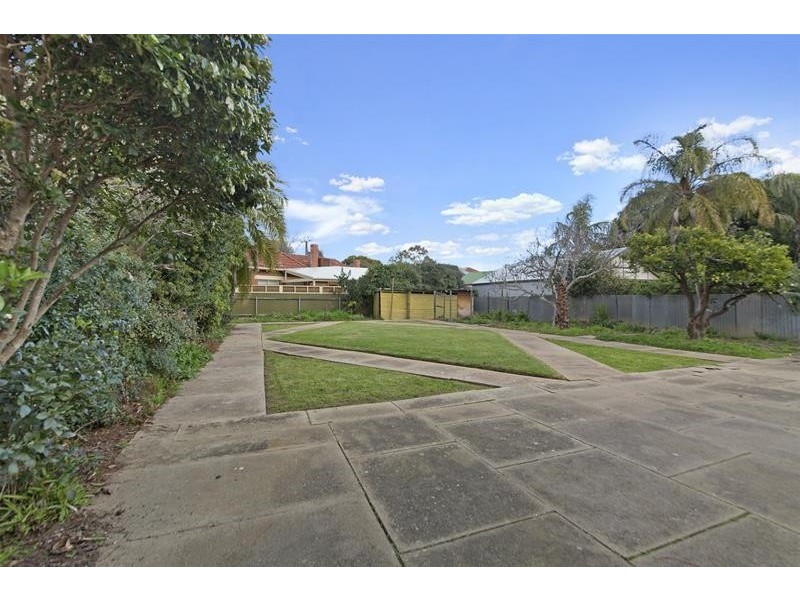 42 Albion Avenue, Glandore SA 5037