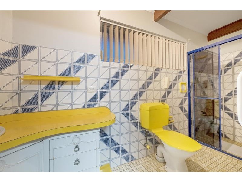 11 Demaret Avenue, Fairview Park SA 5126