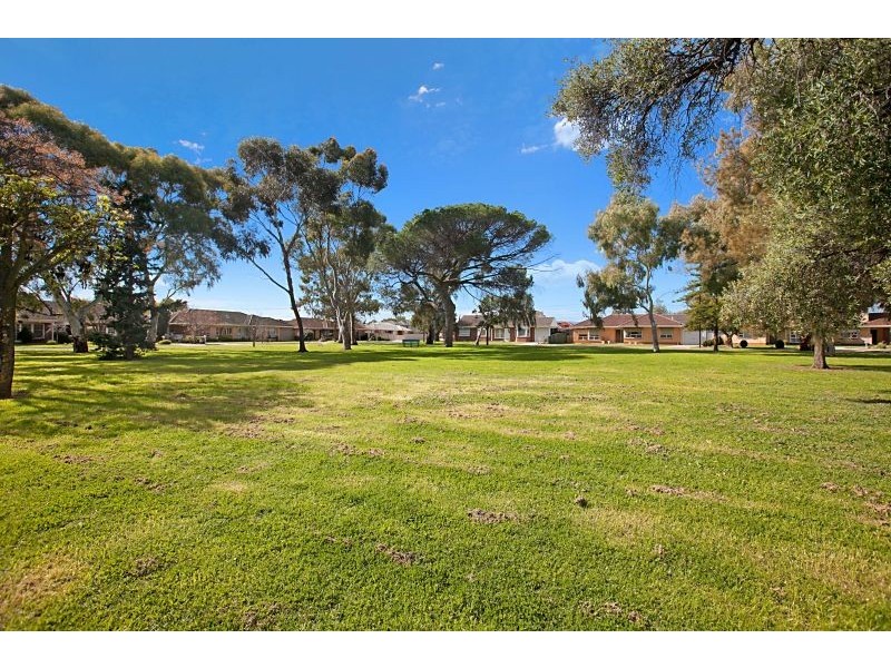 2/21 Teesdale Crescent, Plympton Park SA 5038