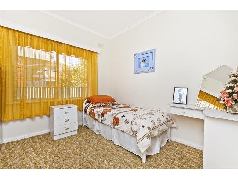 1B Clyde Street, Marion SA 5043