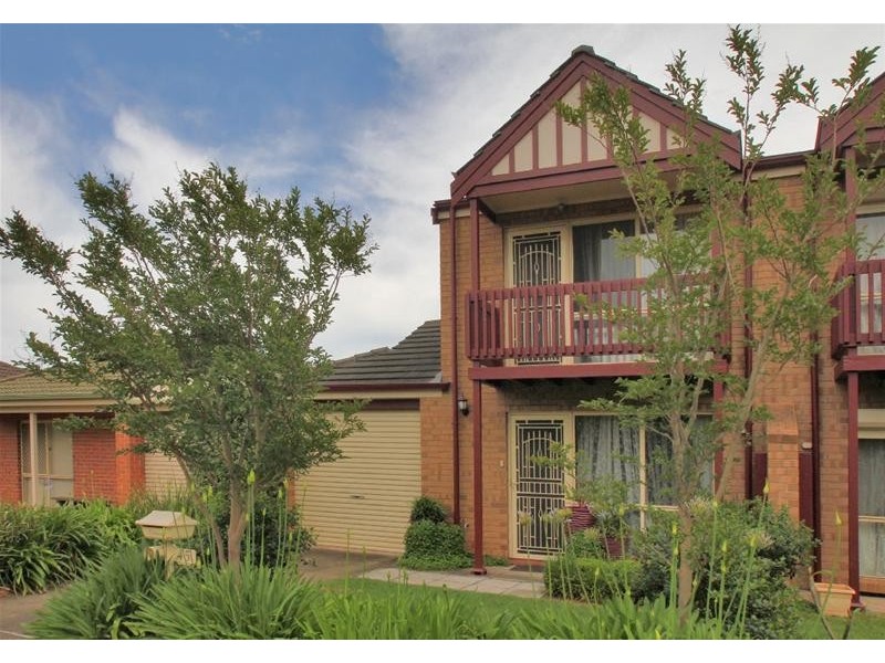 45 McInerney Avenue, Mitchell Park SA 5043