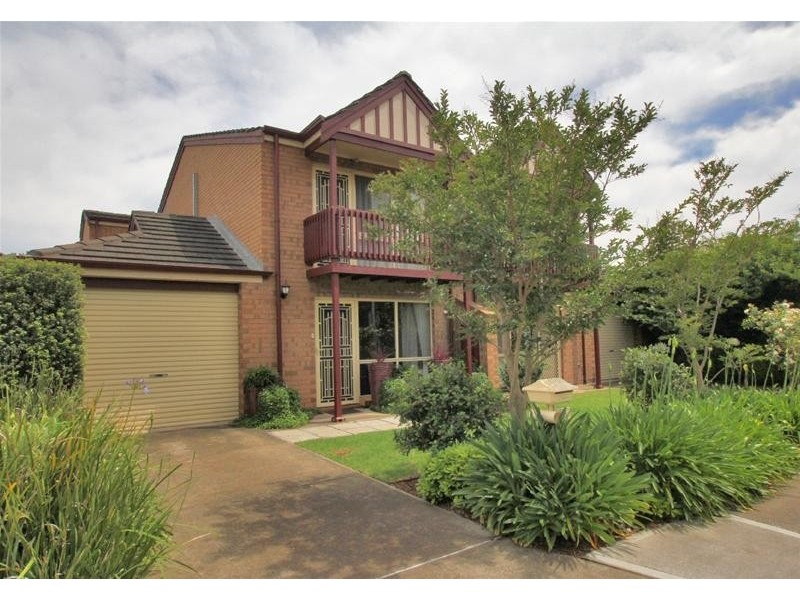 45 McInerney Avenue, Mitchell Park SA 5043