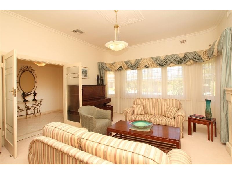 16 Rymill Road, Somerton Park SA 5044