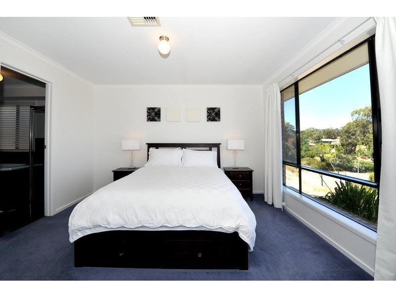 31 Merrivale Drive, Happy Valley SA 5159