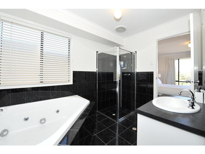 31 Merrivale Drive, Happy Valley SA 5159