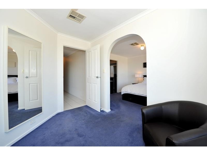 31 Merrivale Drive, Happy Valley SA 5159