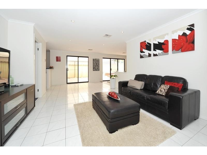 31 Merrivale Drive, Happy Valley SA 5159