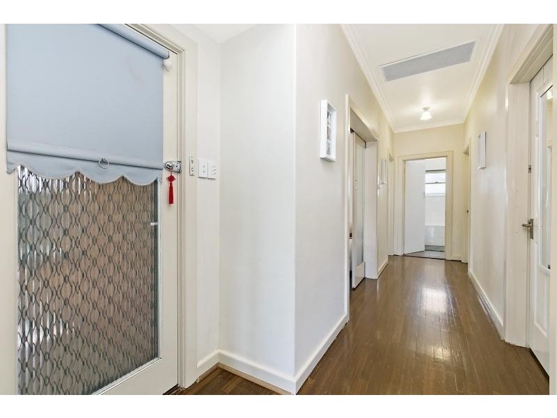 17 Rotorua Avenue, Park Holme SA 5043