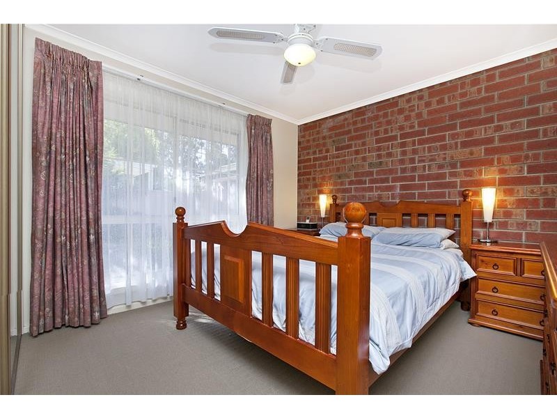 2/15 Clark Avenue, Glandore SA 5037