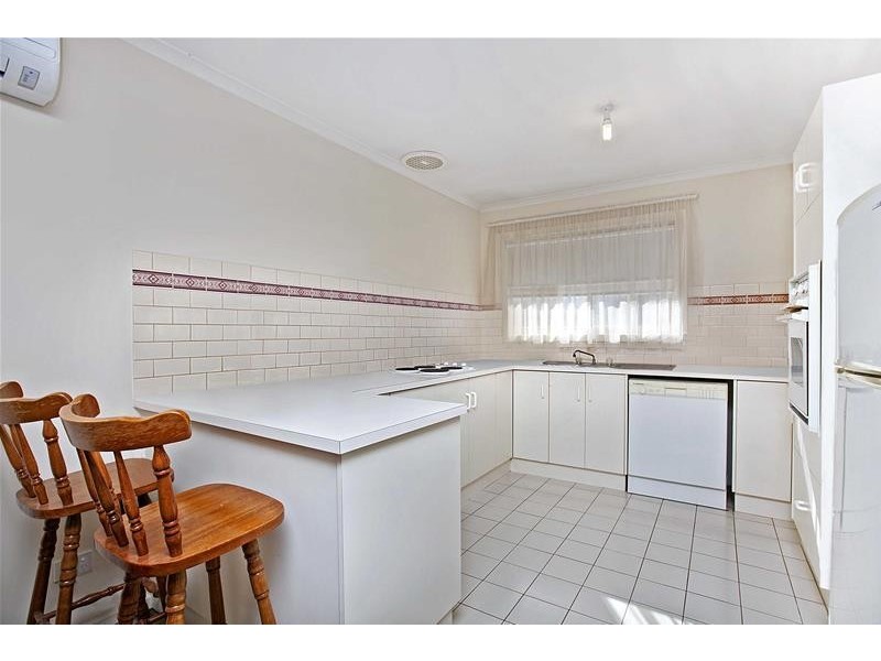 2/15 Clark Avenue, Glandore SA 5037