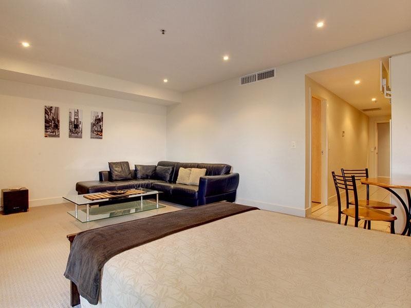 430/16 Holdfast Promenade, Glenelg SA 5045