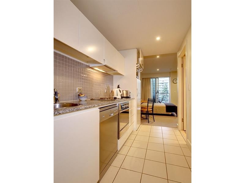 430/16 Holdfast Promenade, Glenelg SA 5045