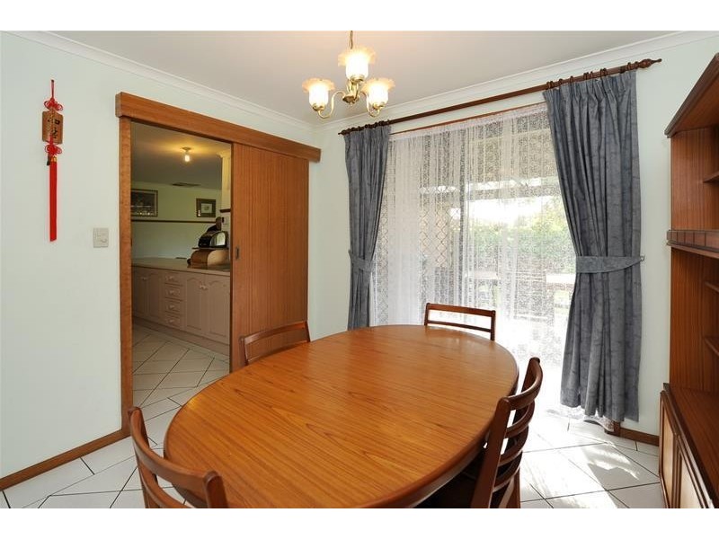 6 Explorer Court, Woodcroft SA 5162