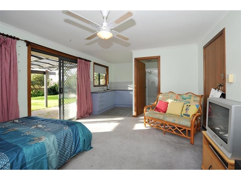 6 Explorer Court, Woodcroft SA 5162