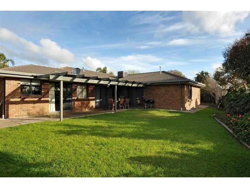 6 Explorer Court, Woodcroft SA 5162