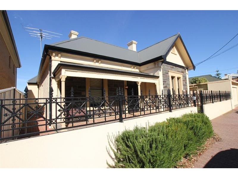 32 Sussex Street, Glenelg SA 5045