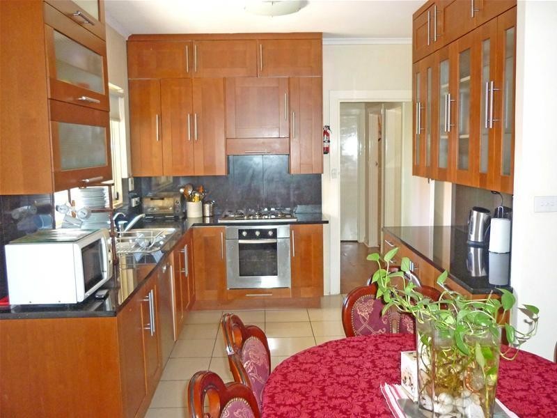 1 Greenglade Drive, Mitchell Park SA 5043