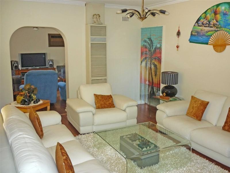 1 Greenglade Drive, Mitchell Park SA 5043