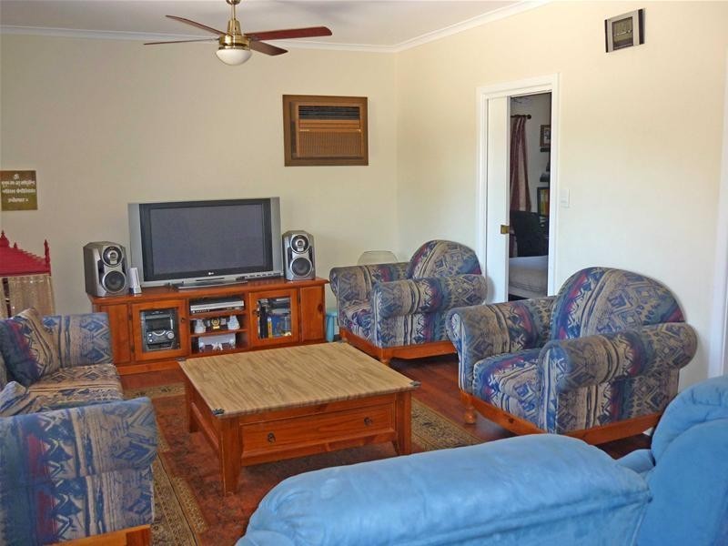 1 Greenglade Drive, Mitchell Park SA 5043