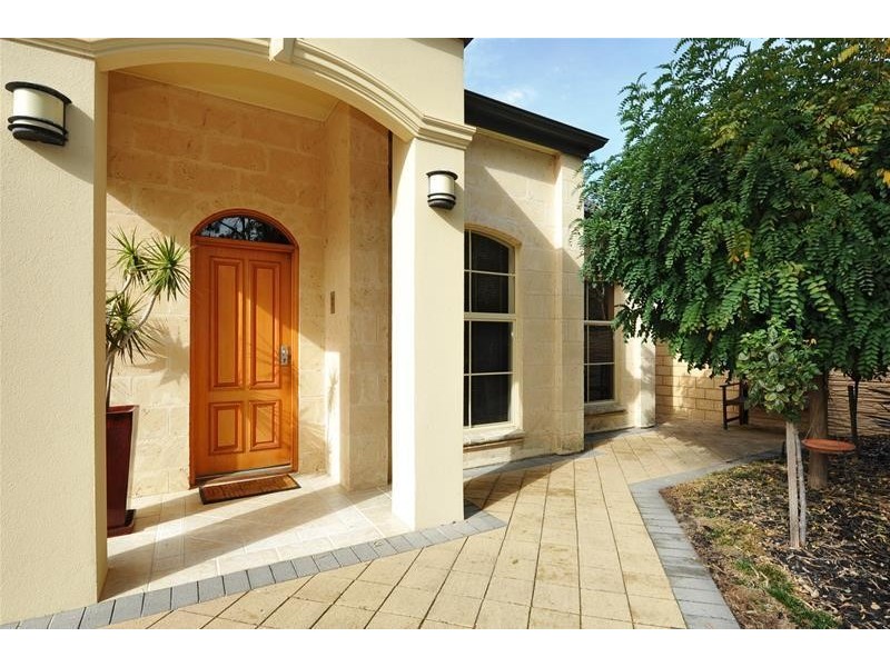 24 Taminga Way, Flagstaff Hill SA 5159