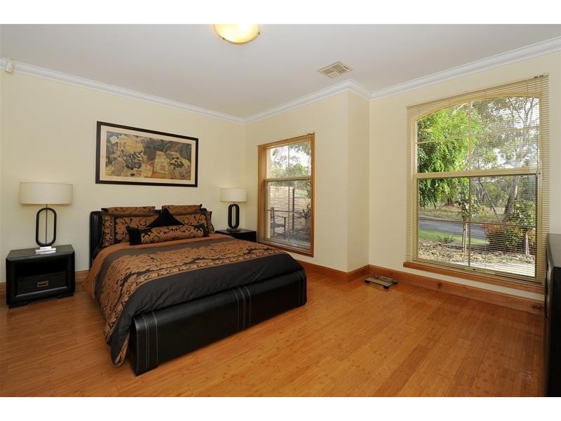 24 Taminga Way, Flagstaff Hill SA 5159