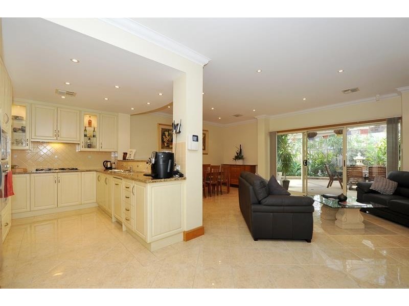 24 Taminga Way, Flagstaff Hill SA 5159