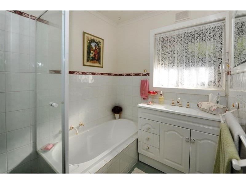 1 Trinidad Way, Happy Valley SA 5159