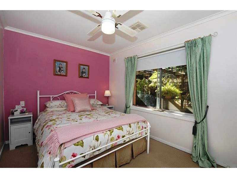 1 Trinidad Way, Happy Valley SA 5159