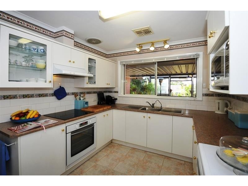 1 Trinidad Way, Happy Valley SA 5159