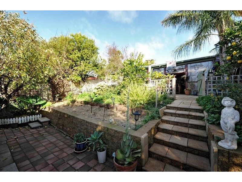1 Trinidad Way, Happy Valley SA 5159