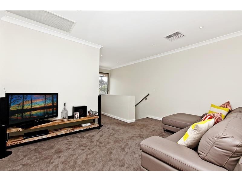 63 Balmoral Avenue, Warradale SA 5046