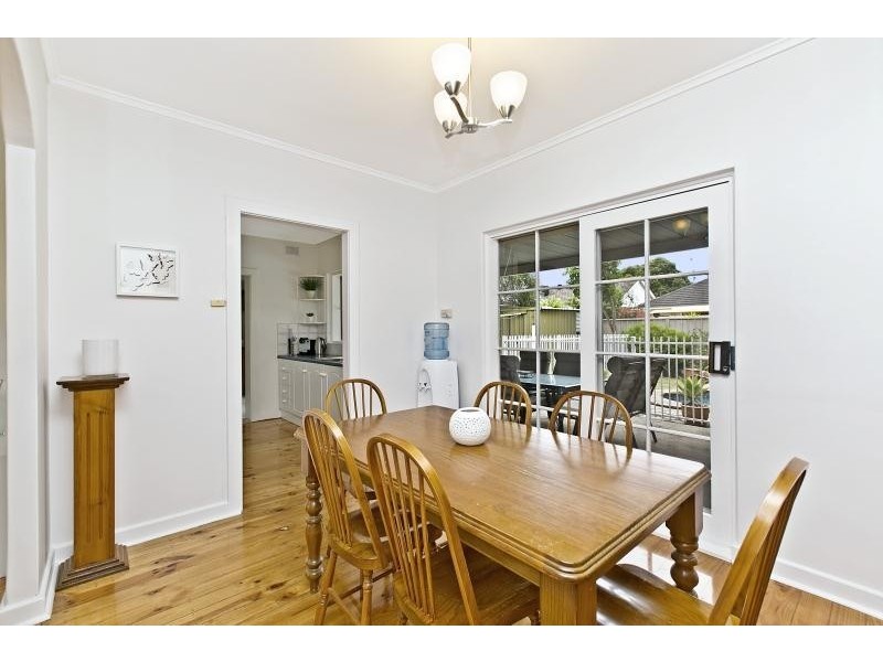 37 Oakleigh Road, Marion SA 5043