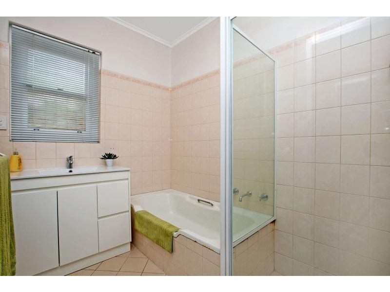 37 Oakleigh Road, Marion SA 5043