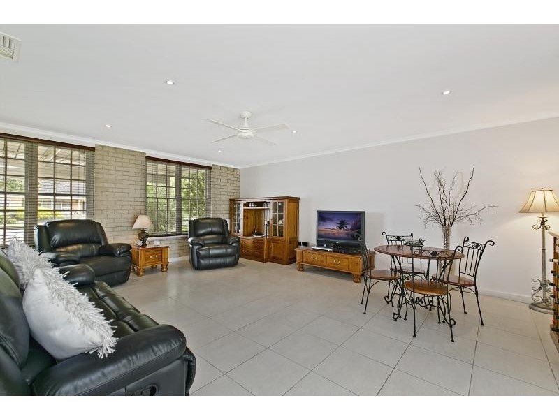 37 Oakleigh Road, Marion SA 5043