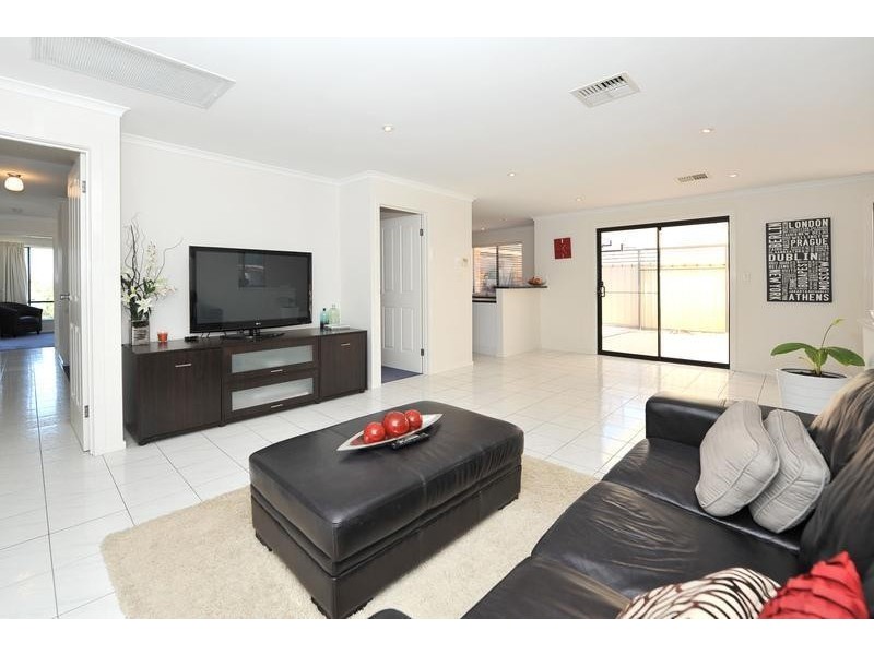 31 Merrivale Drive, Happy Valley SA 5159