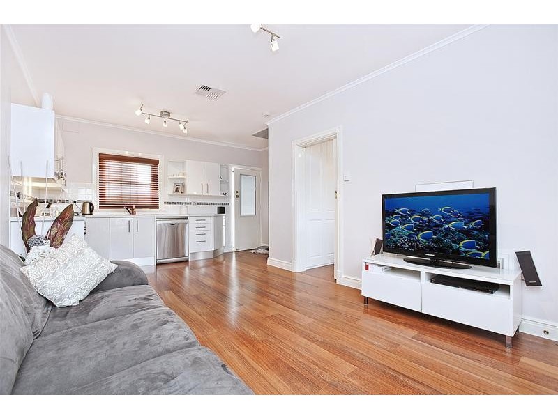 4/80 West Beach  Road, West Beach SA 5024